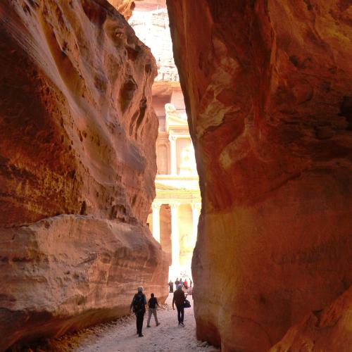 Reise, Petra, Jordanien, Schlucht, Kulturreise, Studienreise, Wanderung, Nabatäer, Totenstadt, Borchmeyer, Wadi Rum, Lawrence, Burckhardt
